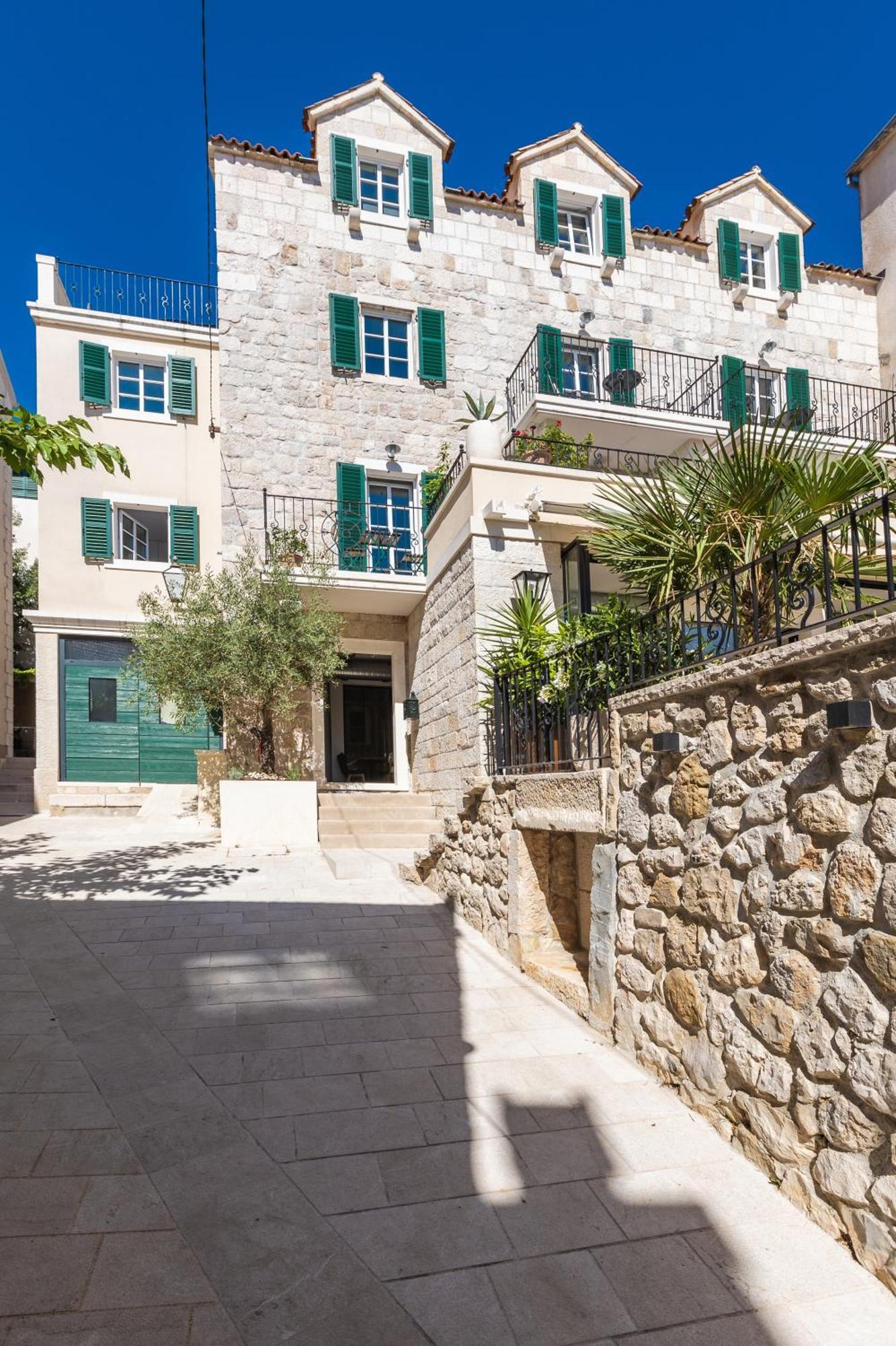 New - Casa Columba - 4 Star Design Boutique Hotel With Outdoor Pool & Private Garden (Adults Only) Makarska Extérieur photo